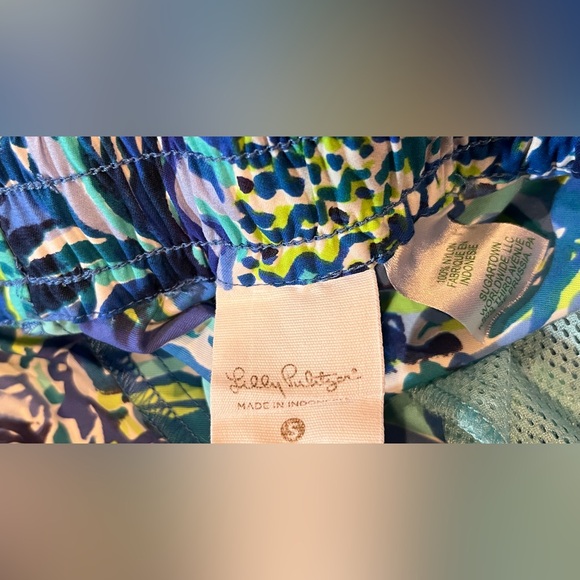 Lilly Pulitzer 100%‎ Nylon Pocket Shorts Women’s Size Small - Picture 4 of 5